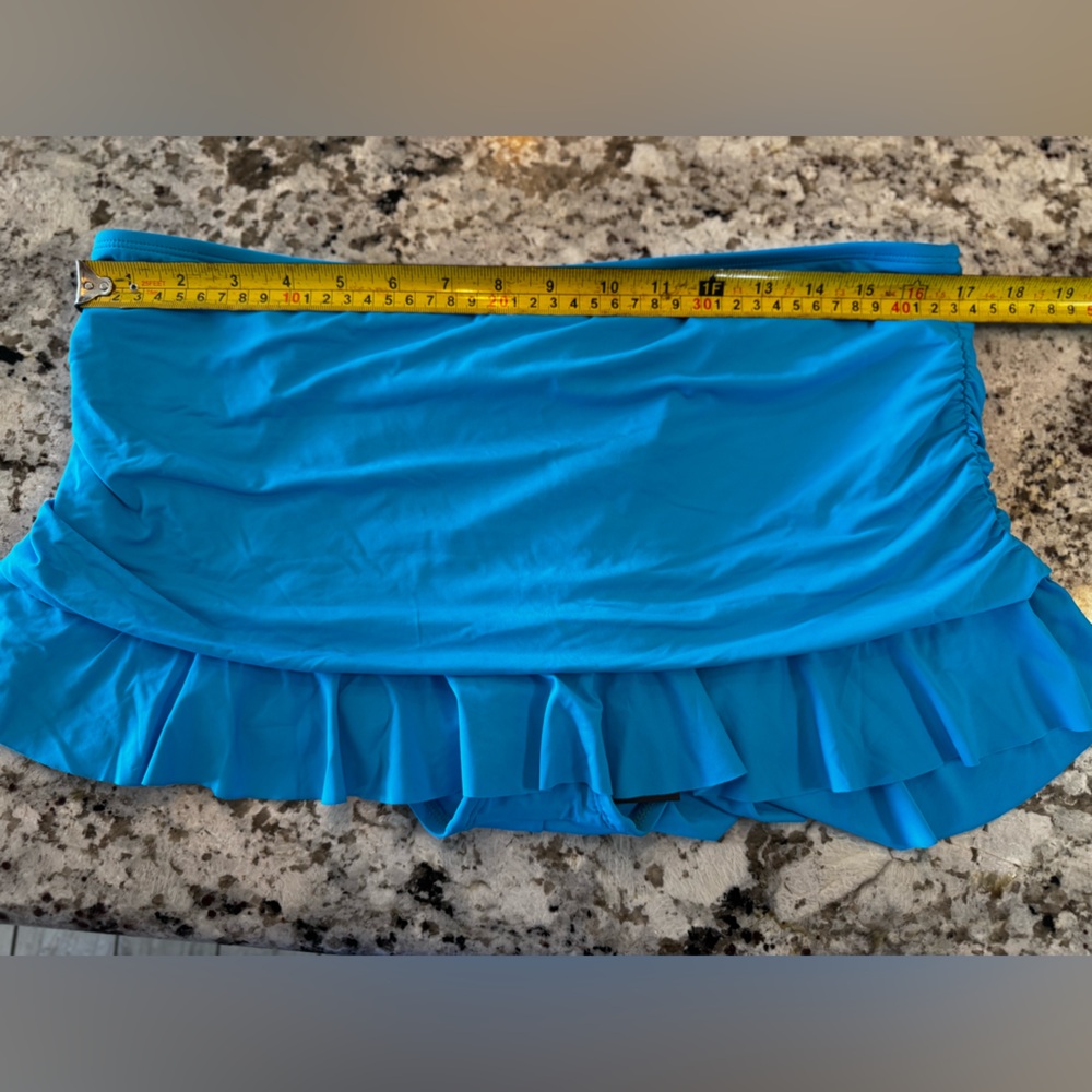 La Blanca Turquoise Tankini Swimsuit - Picture 6 of 11